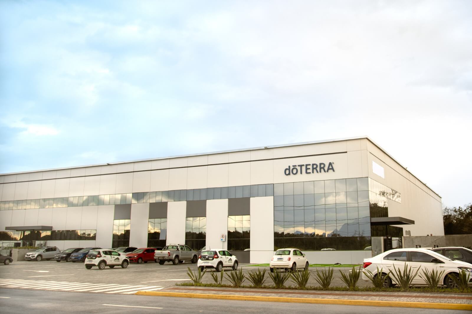 A primeira fábrica da da dōTERRA® Brasil.fica em Joinville _ Rafael Cavalli