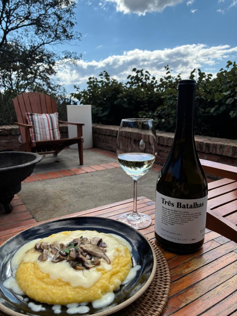 Pousada do Cedro lança nova carta de vinhos com rótulos que reescrevem os aromas da Serra da Mantiqueira