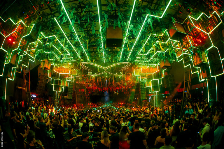 Greenvalley dá início a agenda socioambiental e lança campanha "Copo Solidário" no aniversário de 18 anos