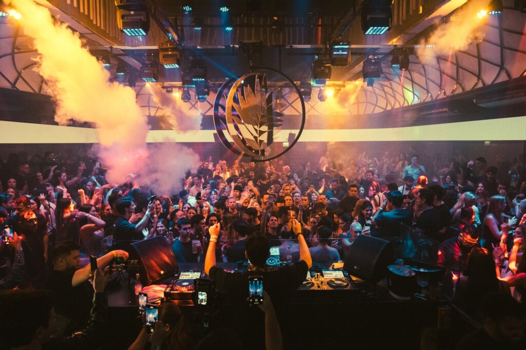 Posh Club celebra 20 anos com festa exclusiva no dia 20 de março