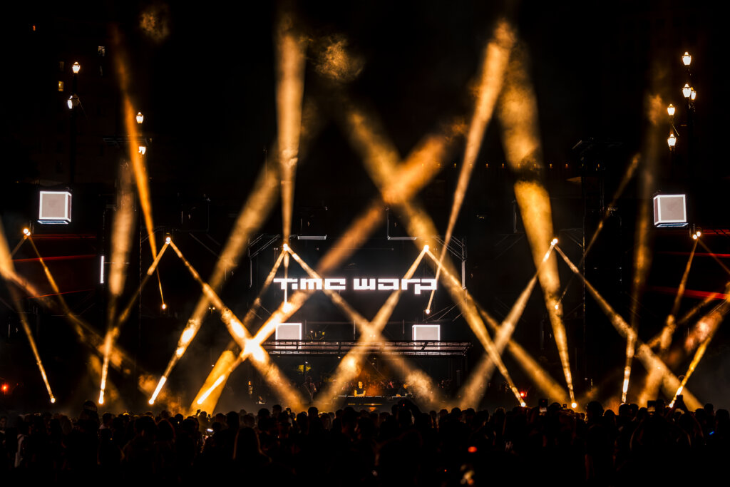 Tudo o que você precisa saber para viver a Time Warp Brasil 2026 nos dias 1 e 2 de maio